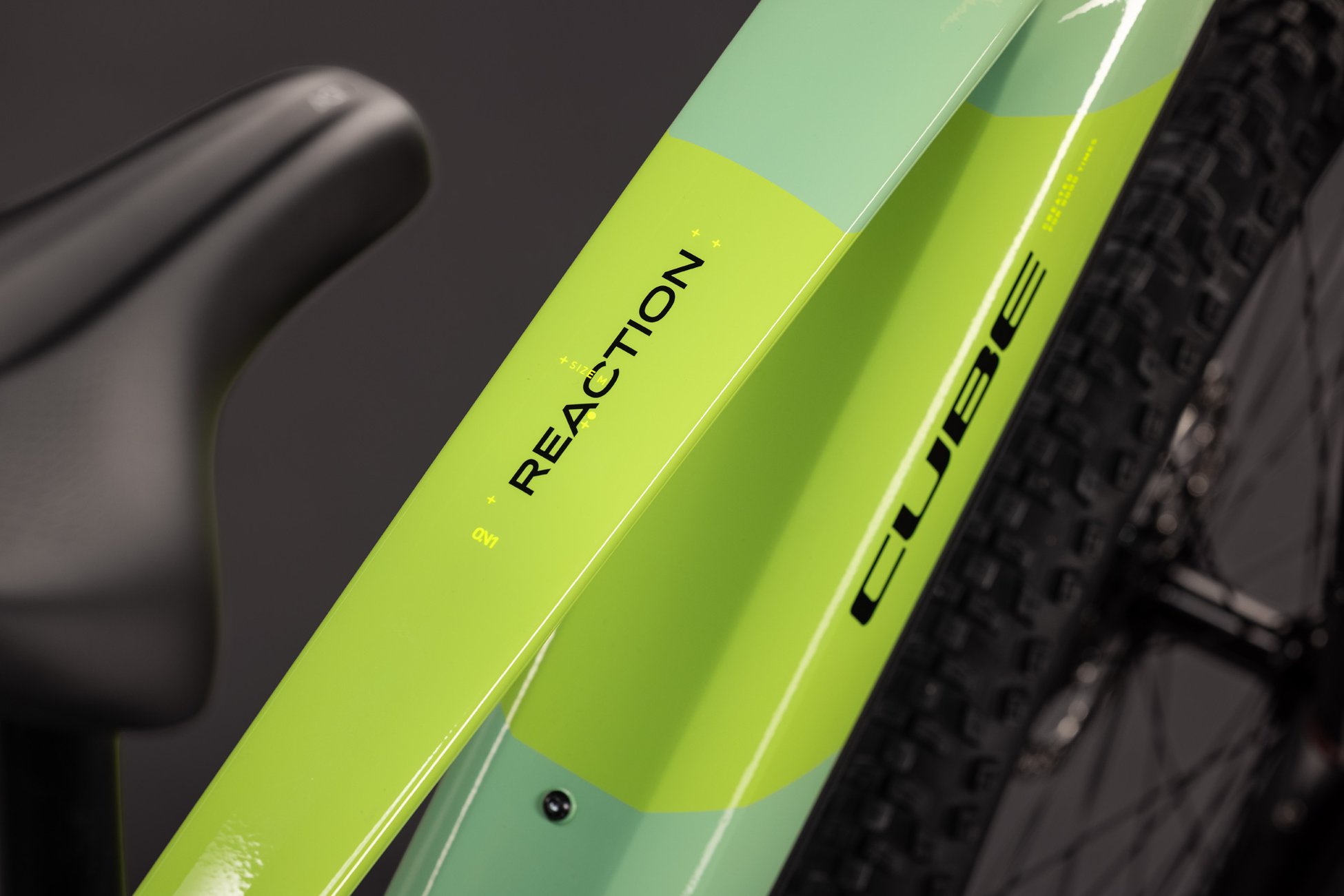 Cube Reaction Hybrid ONE 720  cactus´n´black