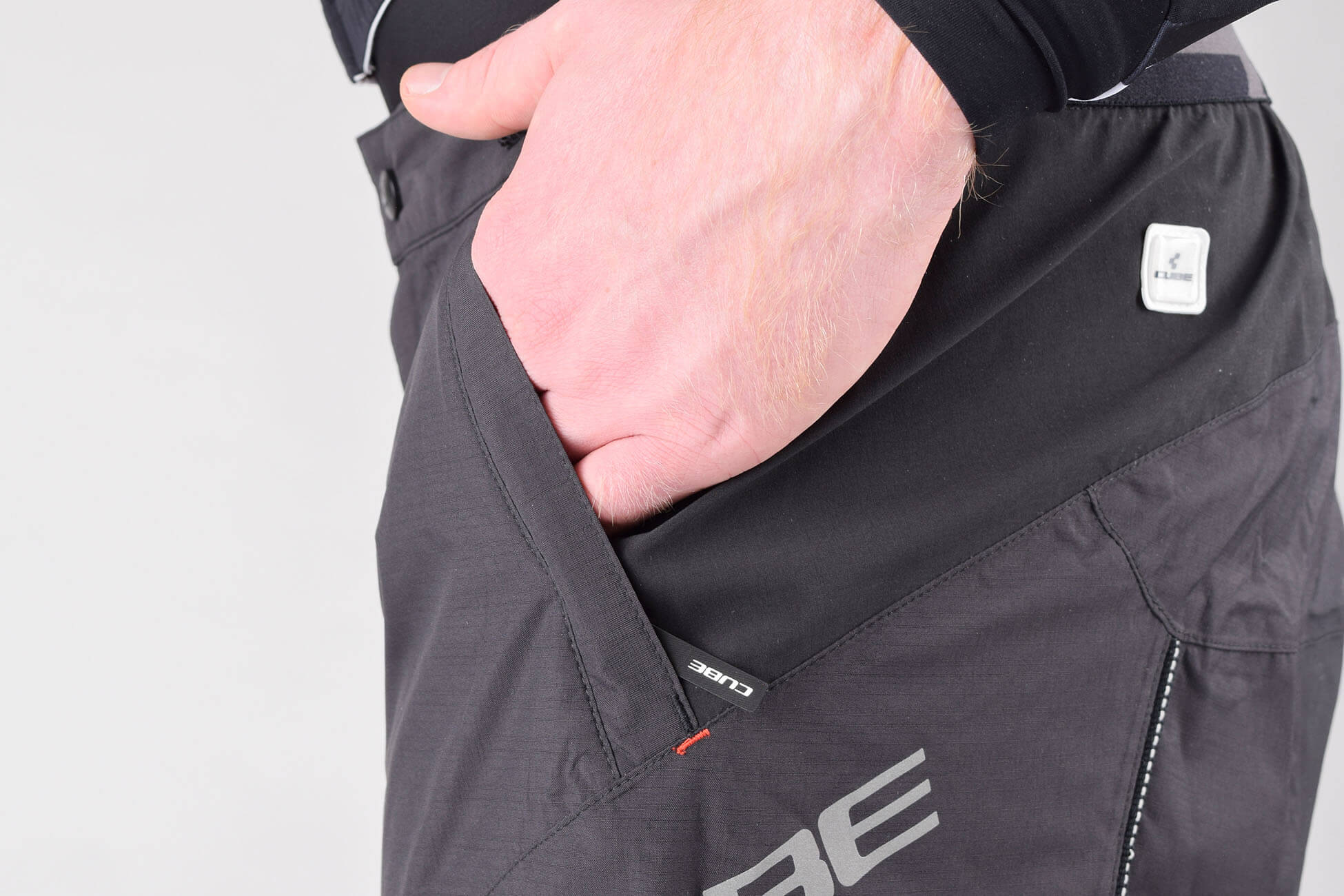 CUBE BLACKLINE Regenhose lang