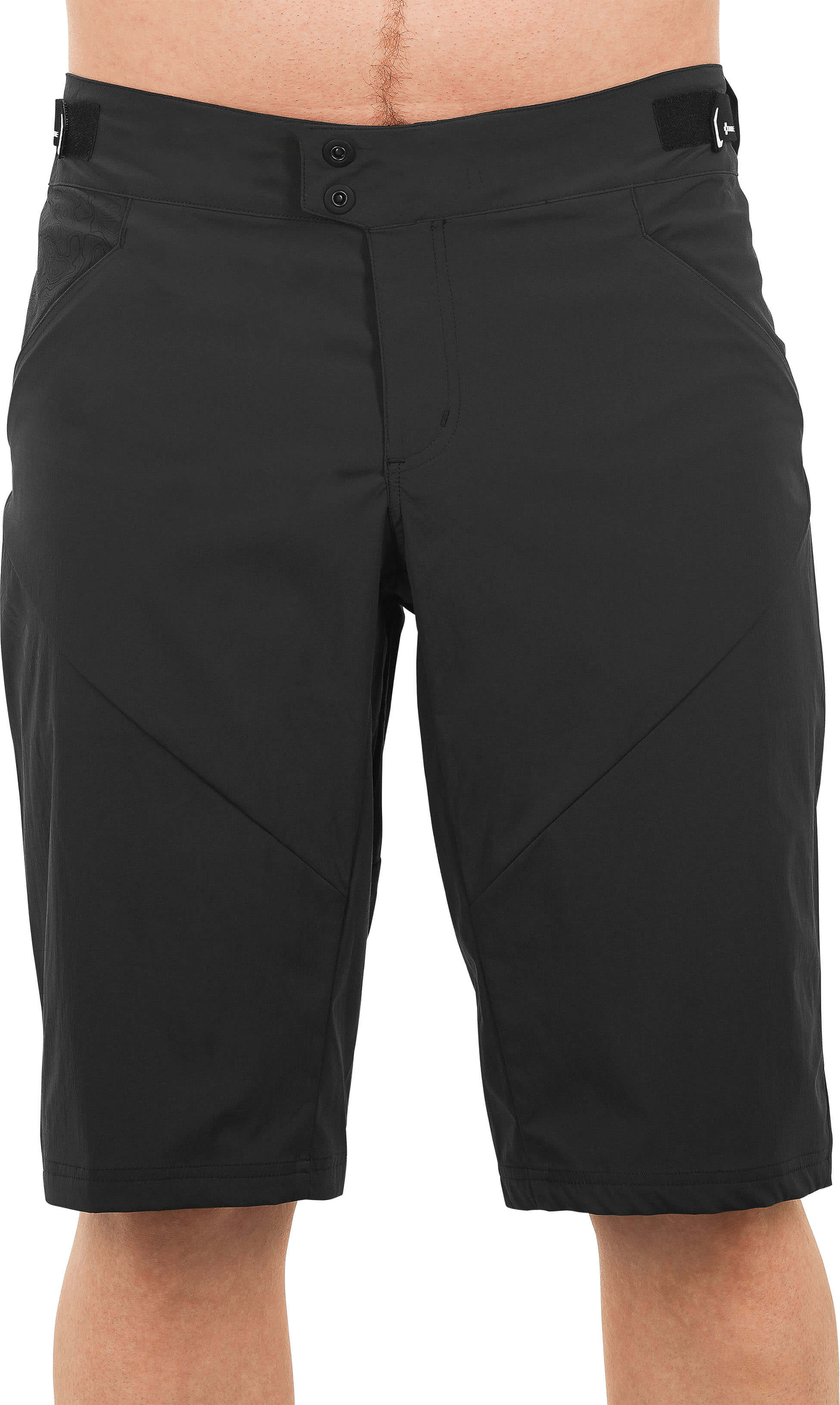 CUBE AM Baggy Shorts