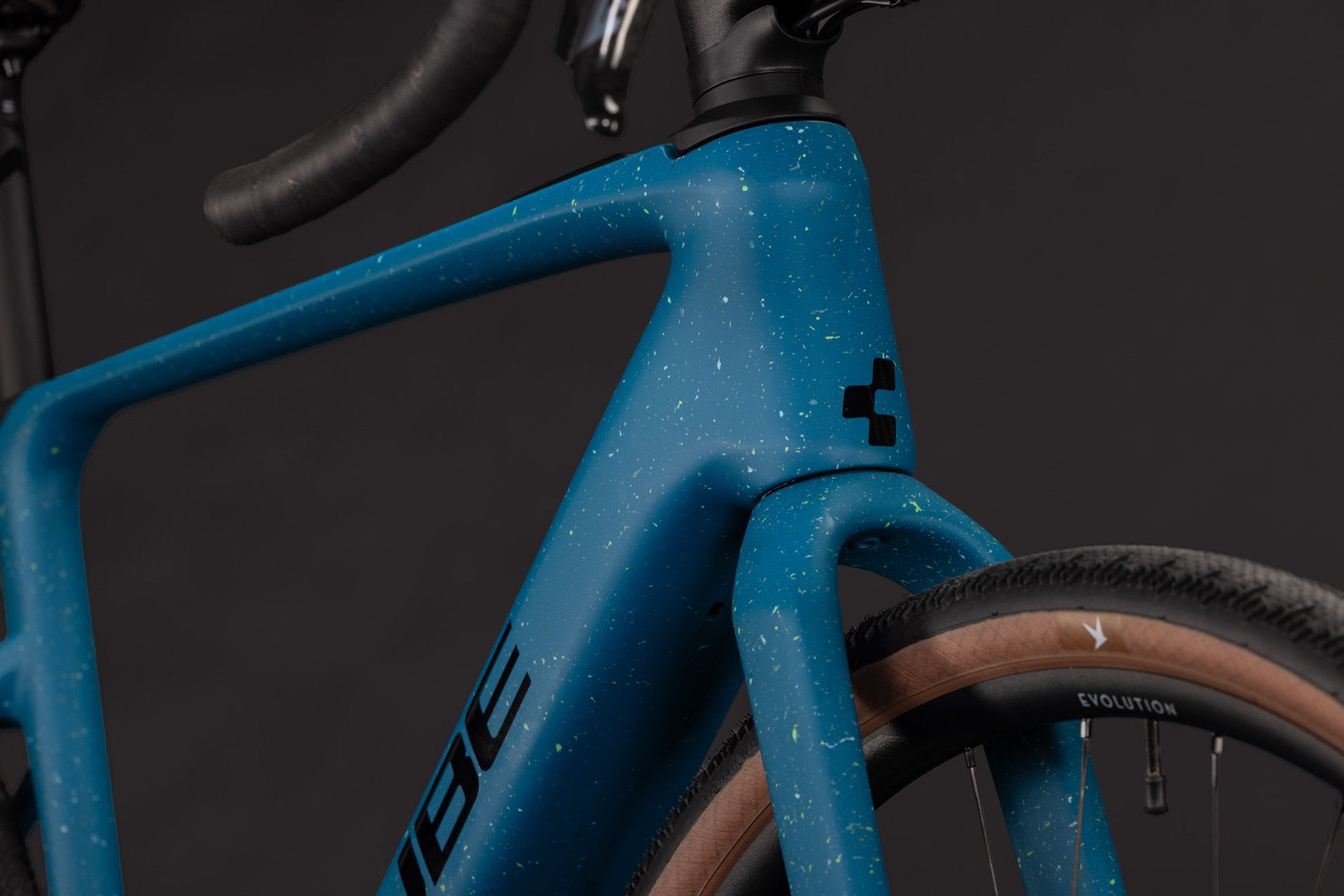 Nuroad Hybrid C:62 EXC 400X tropicalteal´n´black
