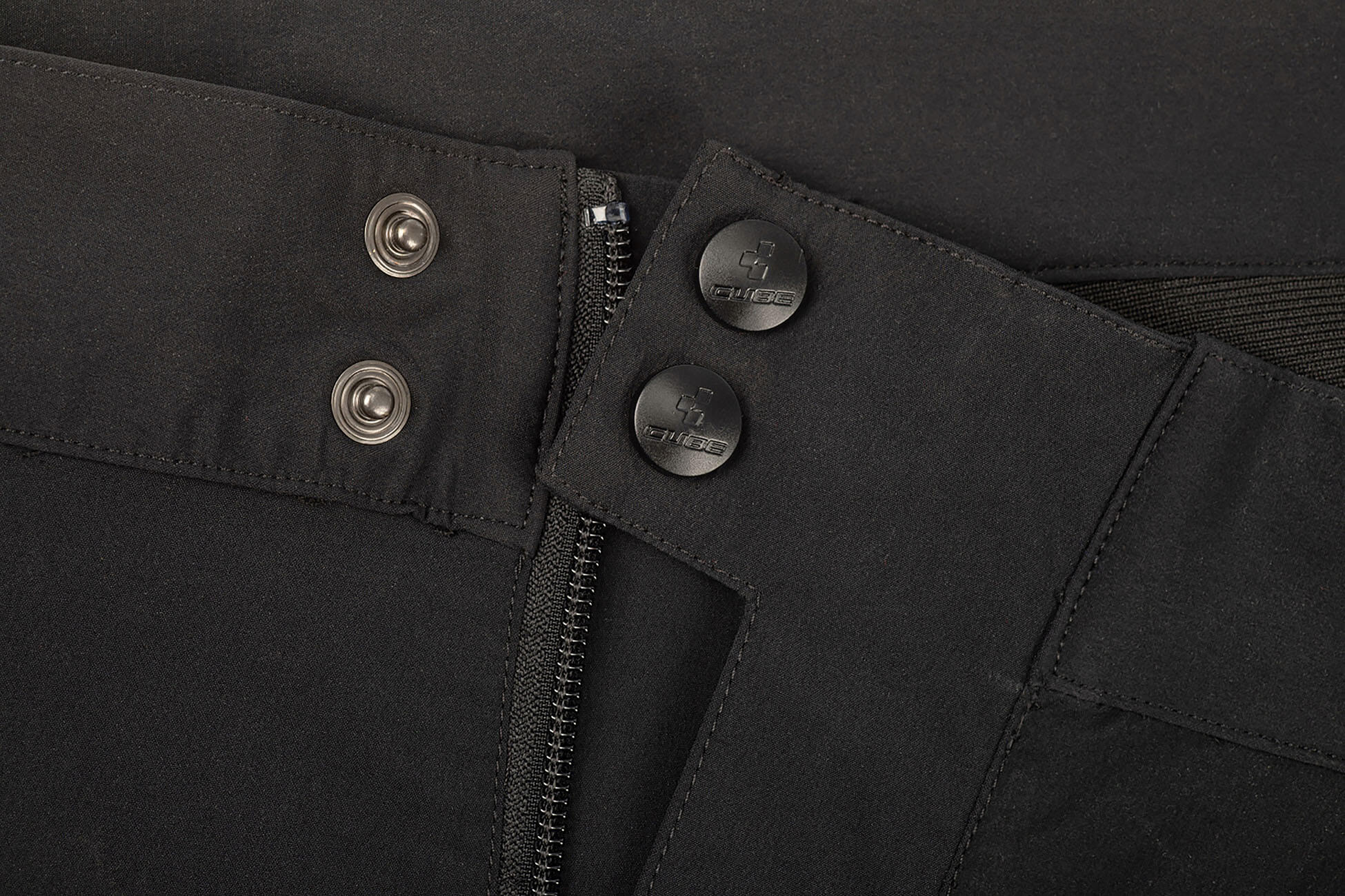 CUBE WORK Shorts