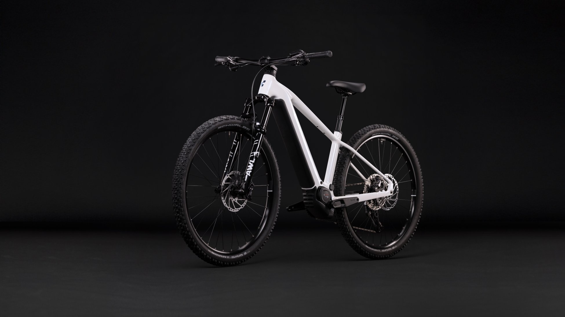 Cube Reaction Hybrid Race 800 snow´n´black