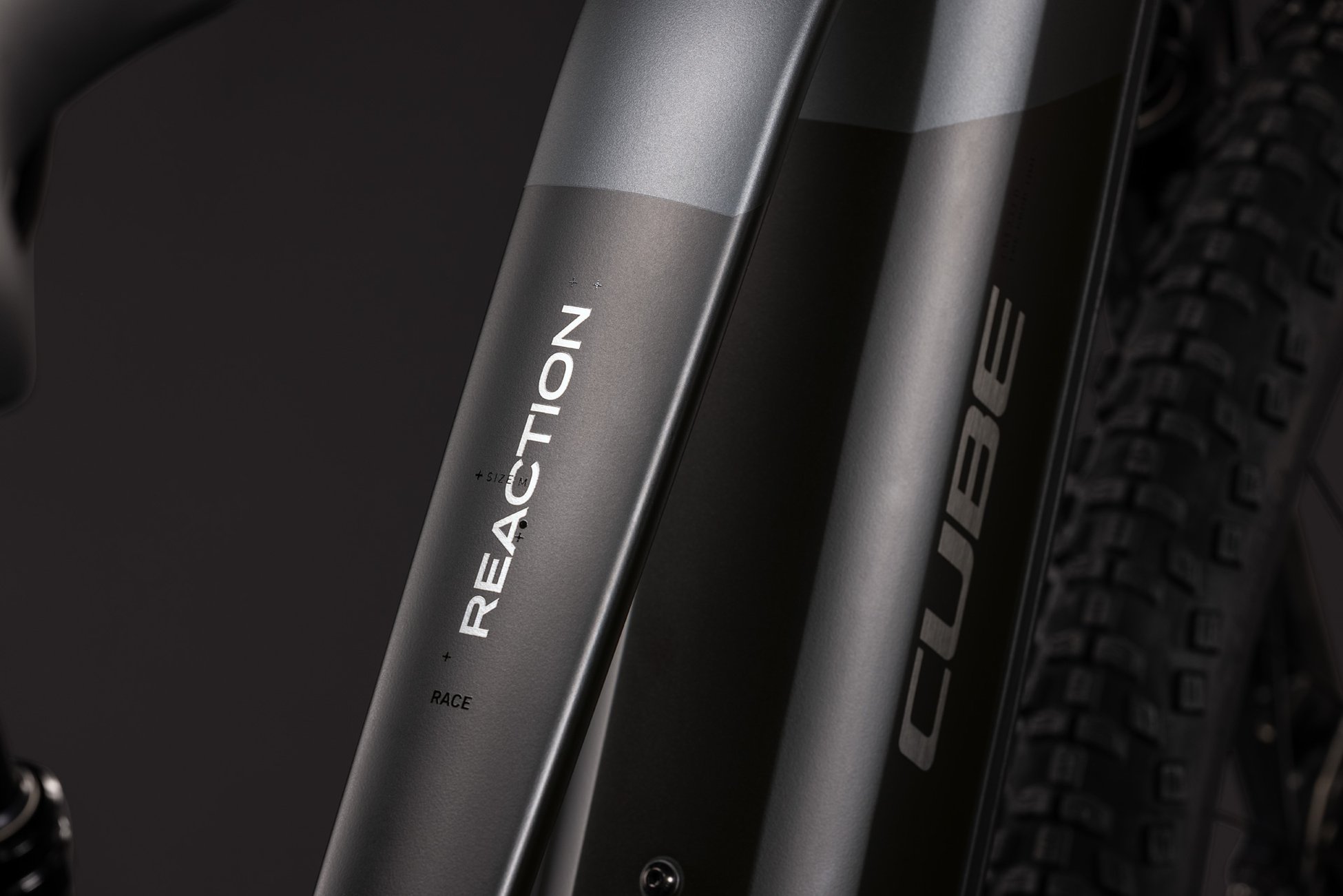 Cube Reaction Hybrid Race 800 slabgrey´n´chrome Trapeze