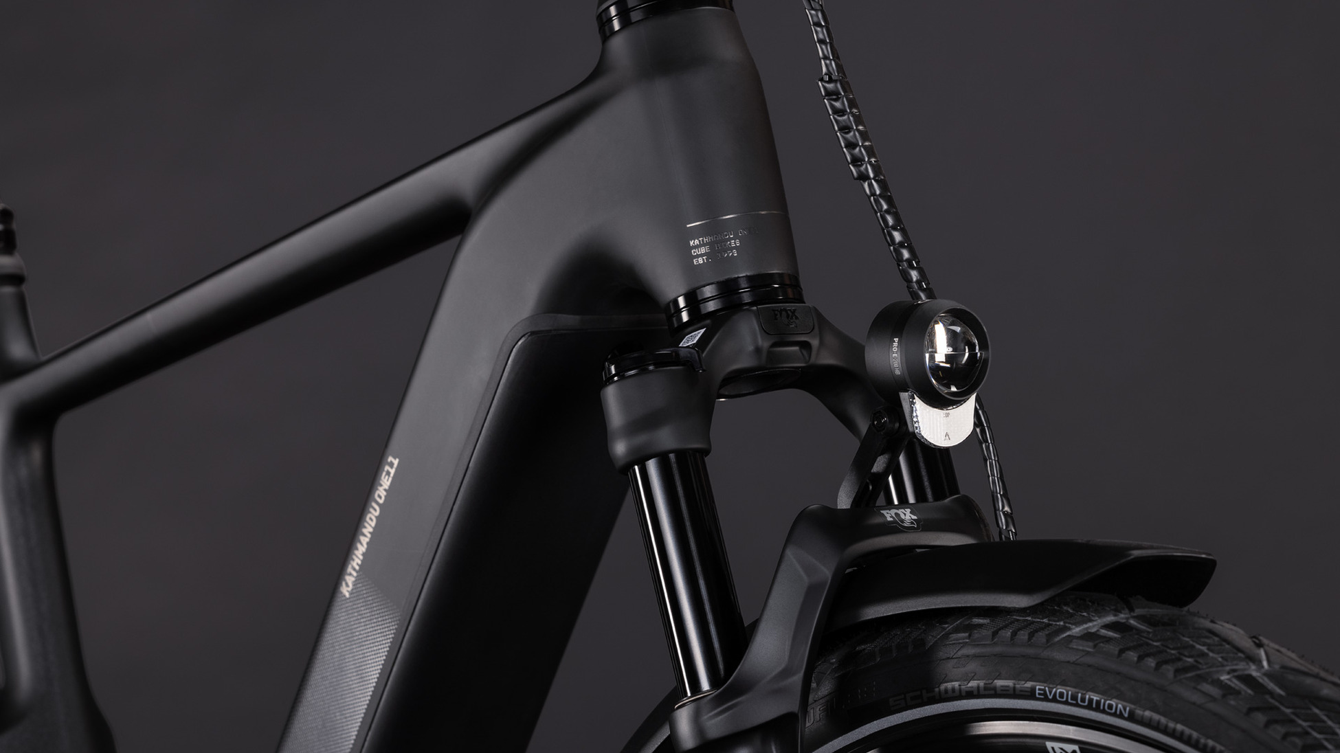 Cube Kathmandu Hybrid ONE11 HPC SLT 800 carbon´n´silverdust