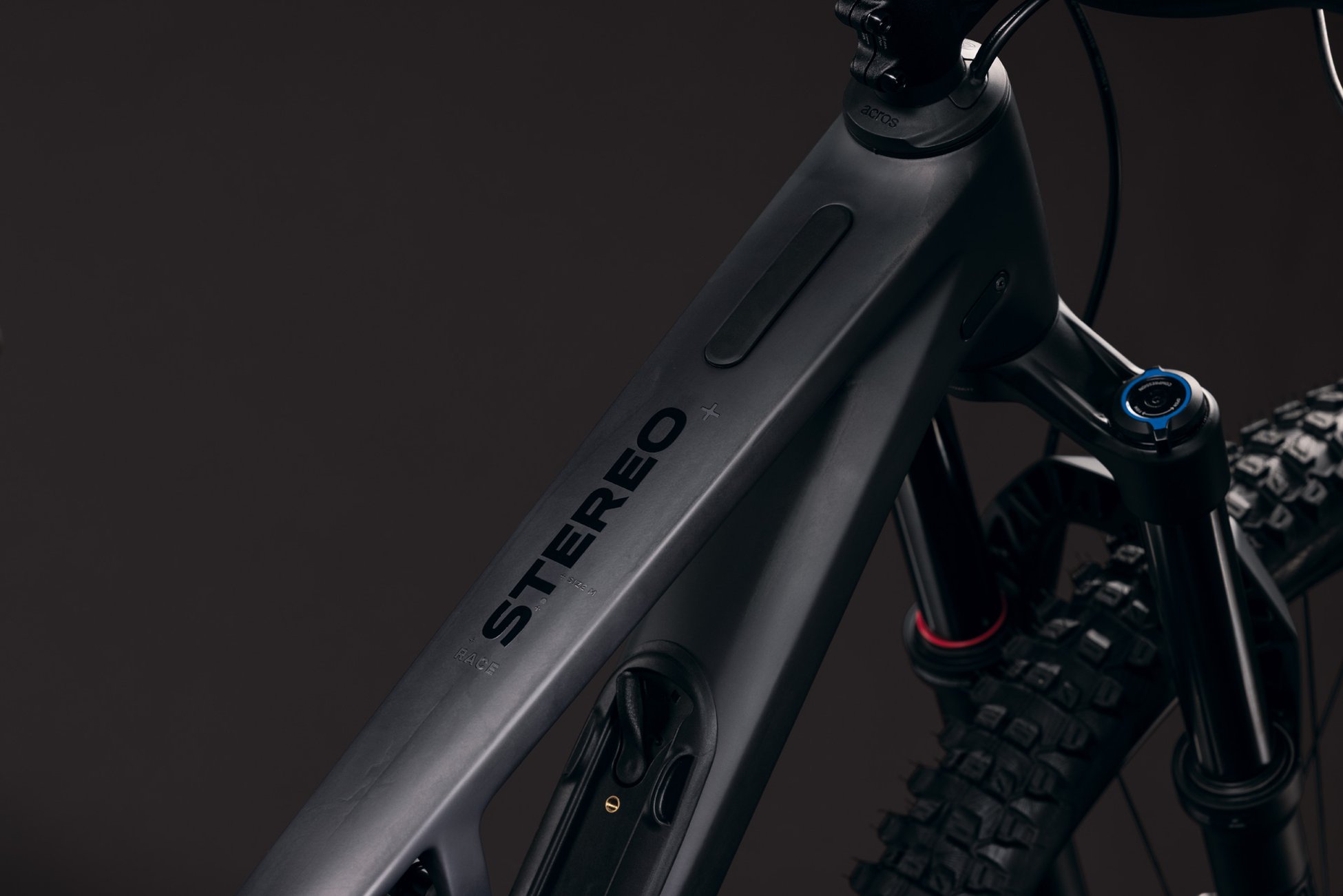 Stereo HPC RACE carbon´n´black